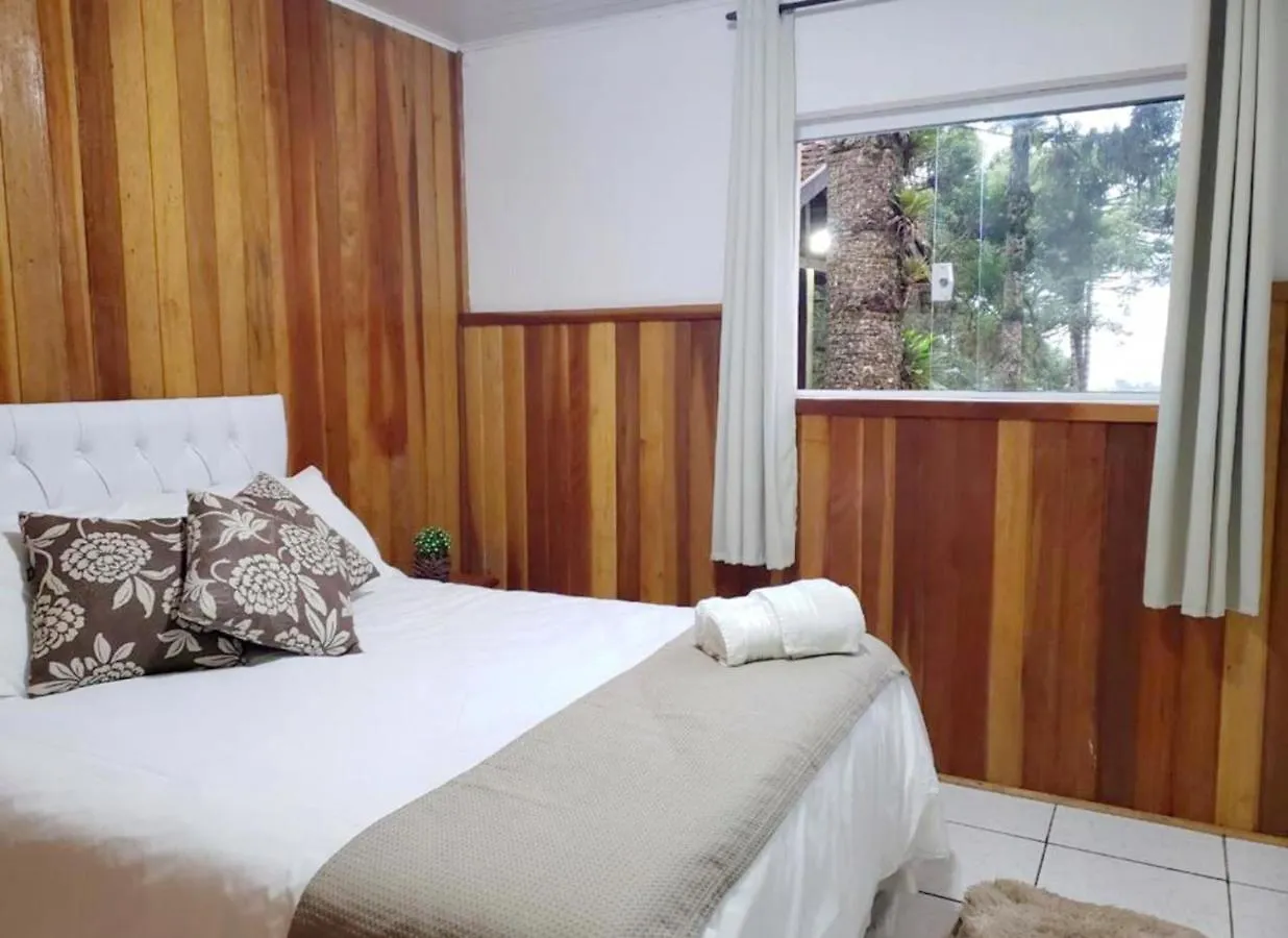 ** Nocleg ze śniadaniem Casa De Campos Guest House Campos do Jordão Brazylia