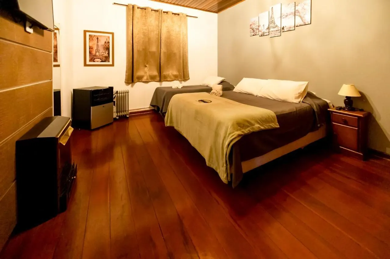 Casa De Campos Guest House Campos do Jordão Brazylia